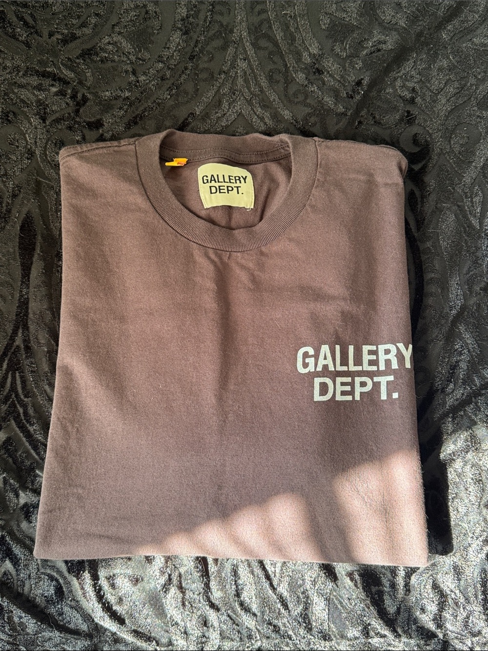 Gallery Dept Brown Crewneck T-Shirt with White Logo Mens size Small.